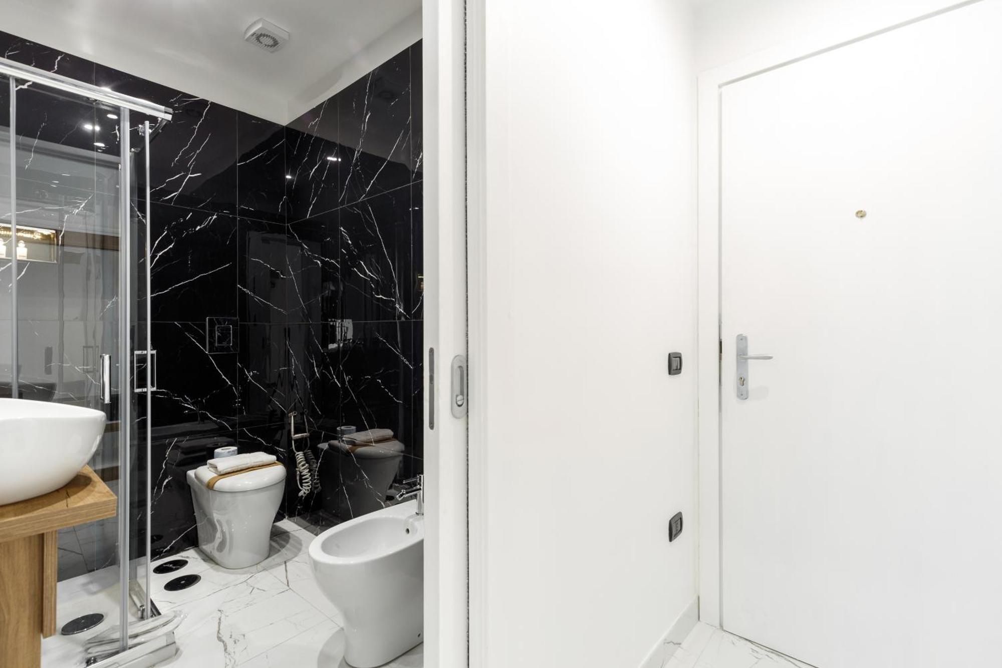 Standard Double Room,1284434887:JPEG